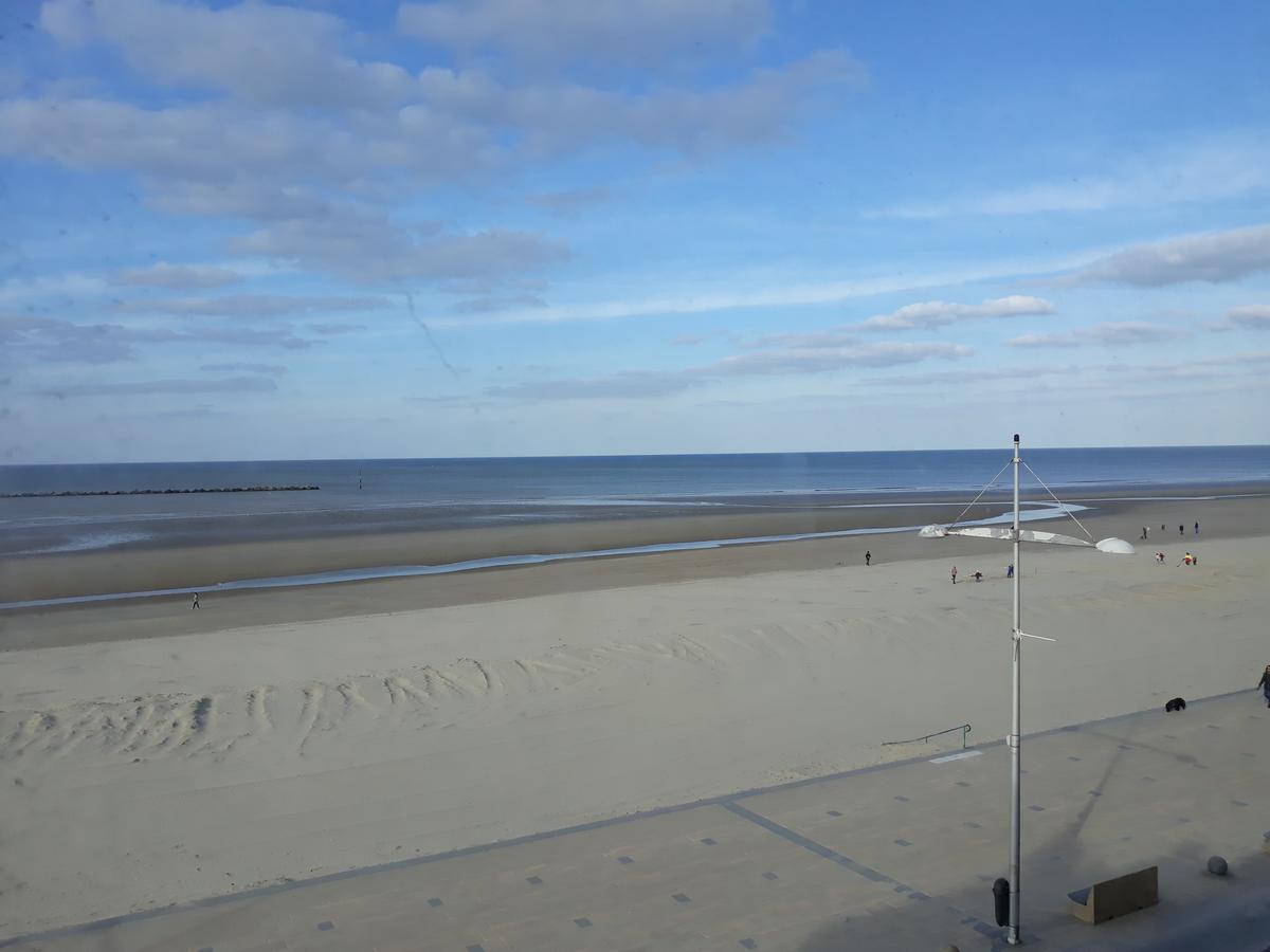 Hotel Eole Dunkirk Esterno foto