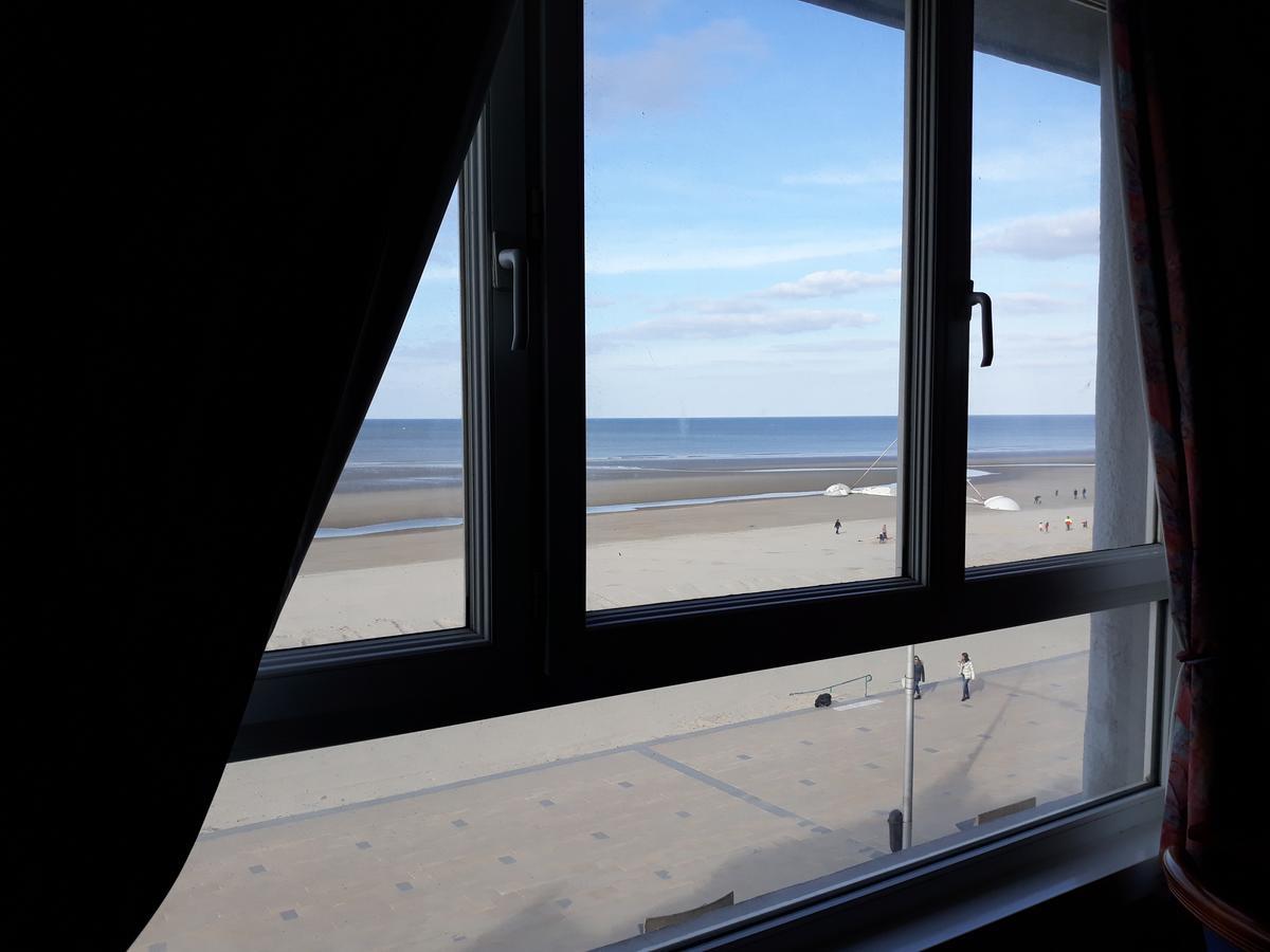 Hotel Eole Dunkirk Esterno foto